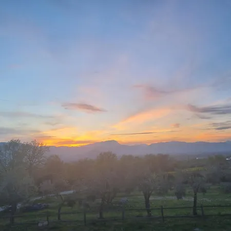 Masseria La Rocca Alojamento de Acomodação e Pequeno-almoço