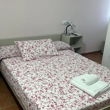 Masseria La Rocca فندق مبيت وإفطار 3*