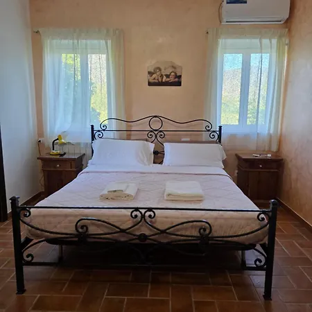 Masseria La Rocca Bed & Breakfast Pacentro