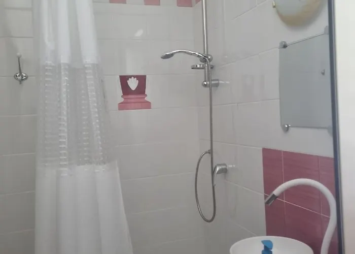 Oda ve Kahvaltı Masseria La Rocca 3*